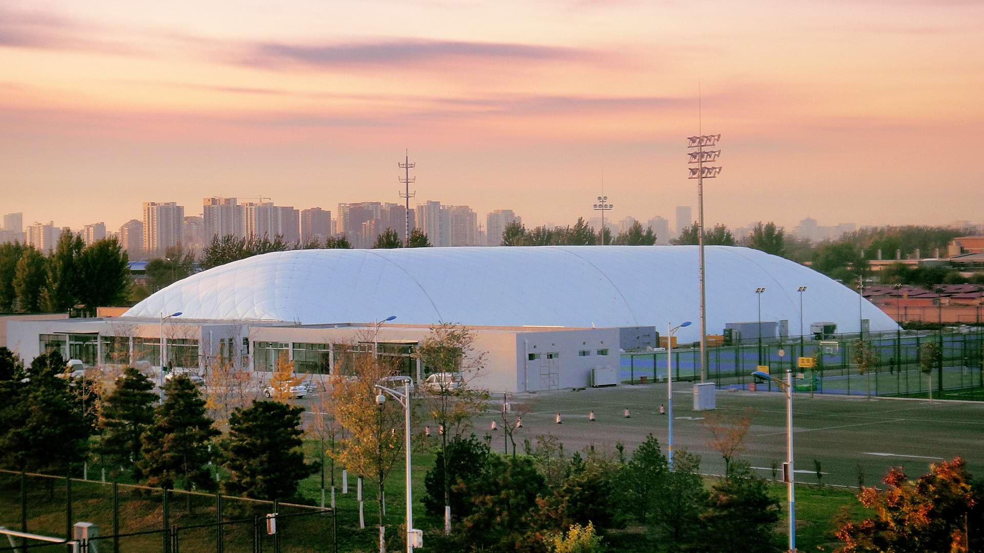 Explore the 'Air Dome' - the green heating and cooling revolution of air source heat pump systems